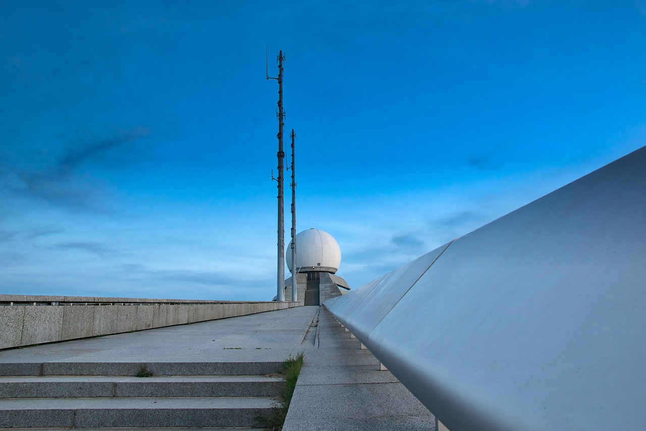 Quantum Radar Systems - Revolutionizing Military Detection